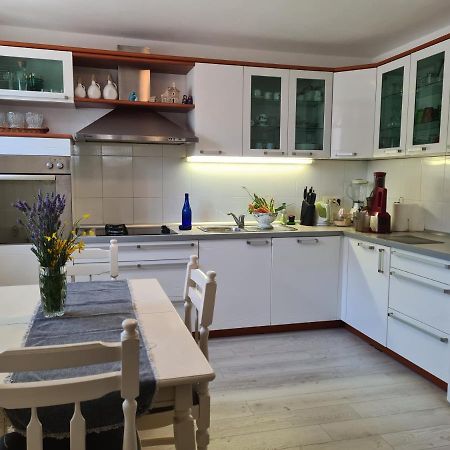 Apartmani Maretimo Primosten Exterior photo